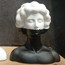 Load image into Gallery viewer, STATE OF ART LADY