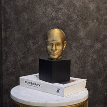 Load image into Gallery viewer, NOVEL FACE FIGURINE