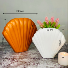 Load image into Gallery viewer, MODERN SWISH SHELL VASE SET