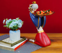 Load image into Gallery viewer, ARABIC MOLLY WITH TRAY