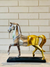 Load image into Gallery viewer, BINATE MAJESTIC STALLION HORSE