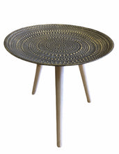 Load image into Gallery viewer, ANTIQUE ROUND TABLE