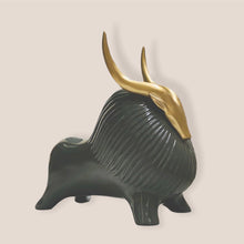 Load image into Gallery viewer, ASTONISHING ALPINE YAK