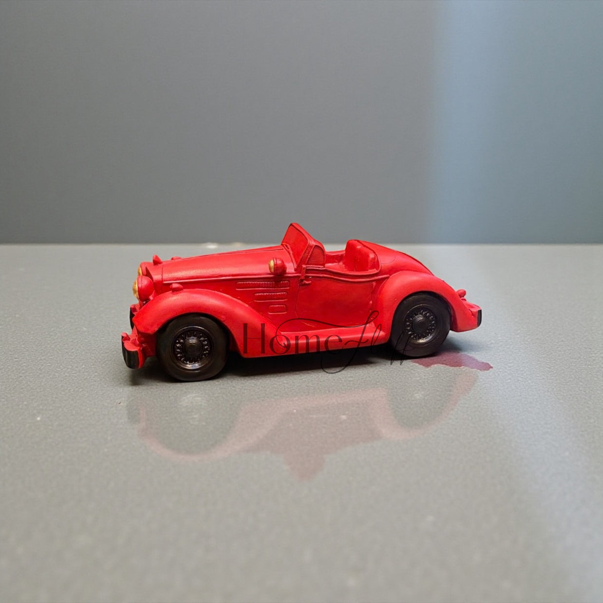 VINTAGE CLASSIC CAR