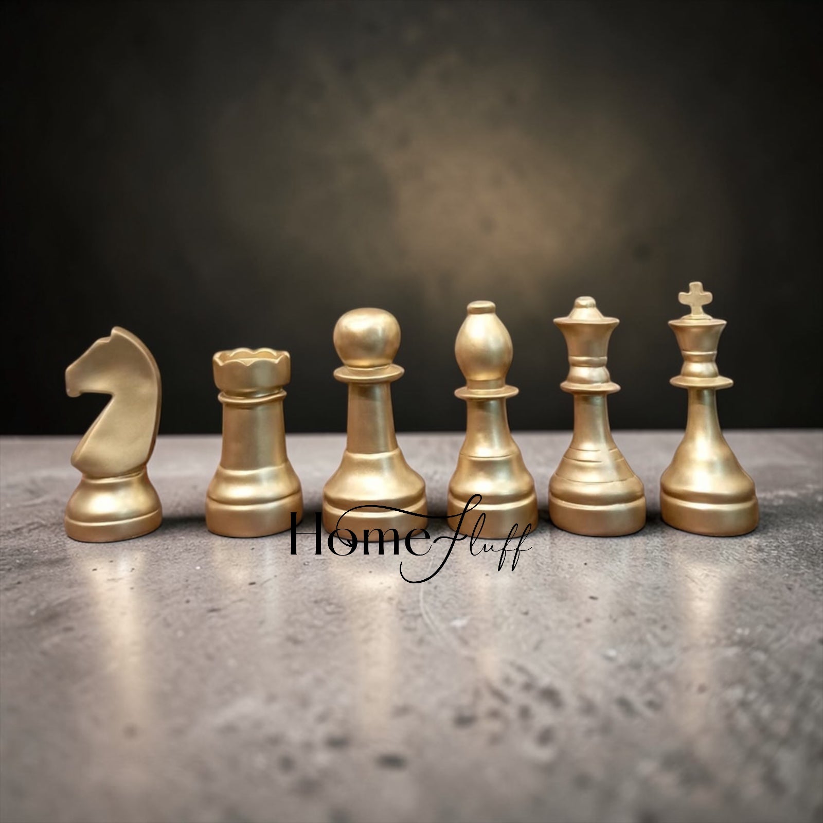 DEMURE CHESS SET OF 6