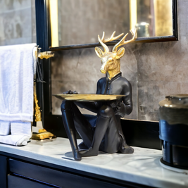 MAJESTIC BUTLER DEER SITTING