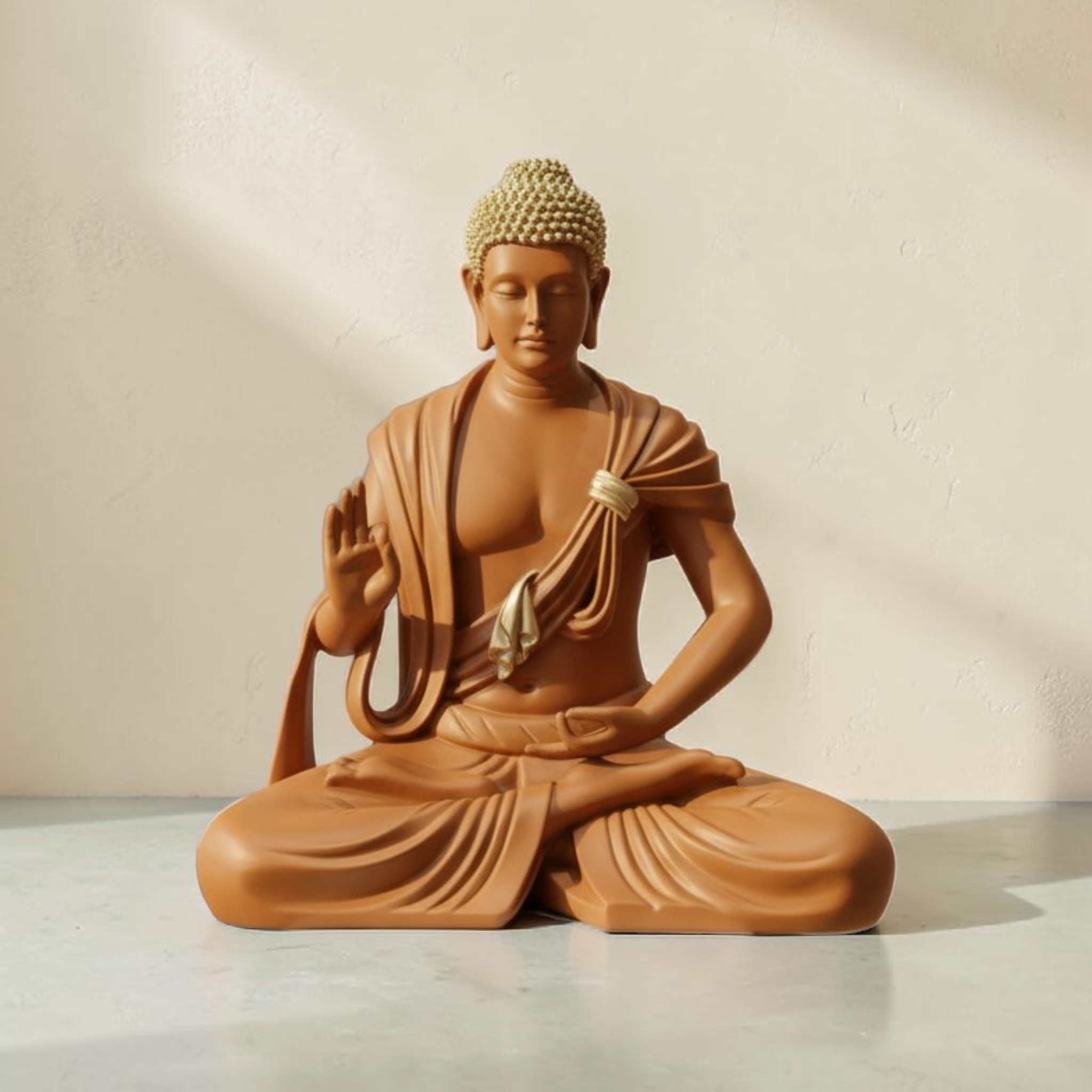 SERENE BUDDHA SCULPTURE