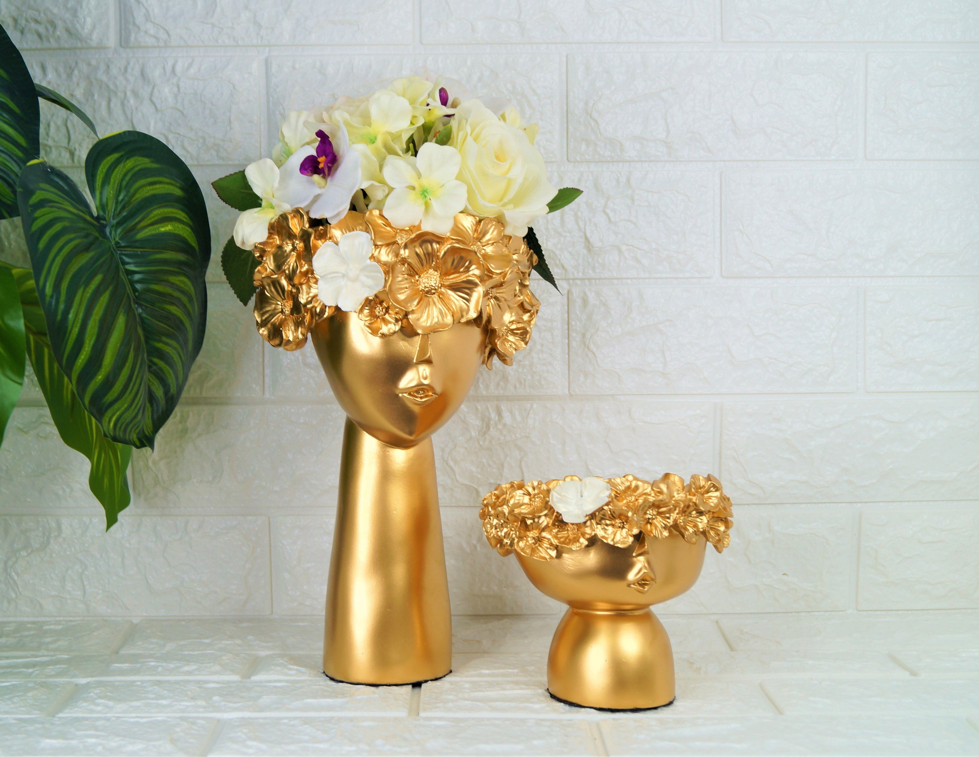 ARTISTIC TIARA VASE SET