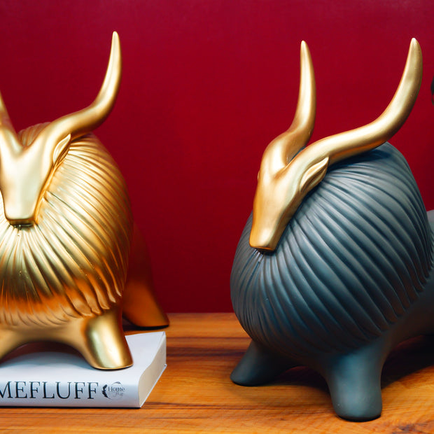 ASTONISHING ALPINE YAK