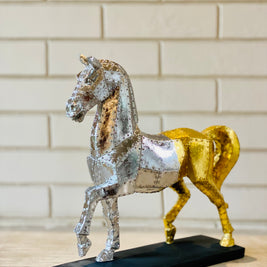 BINATE MAJESTIC STALLION HORSE