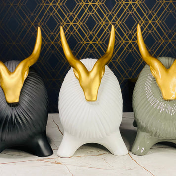 ASTONISHING ALPINE YAK